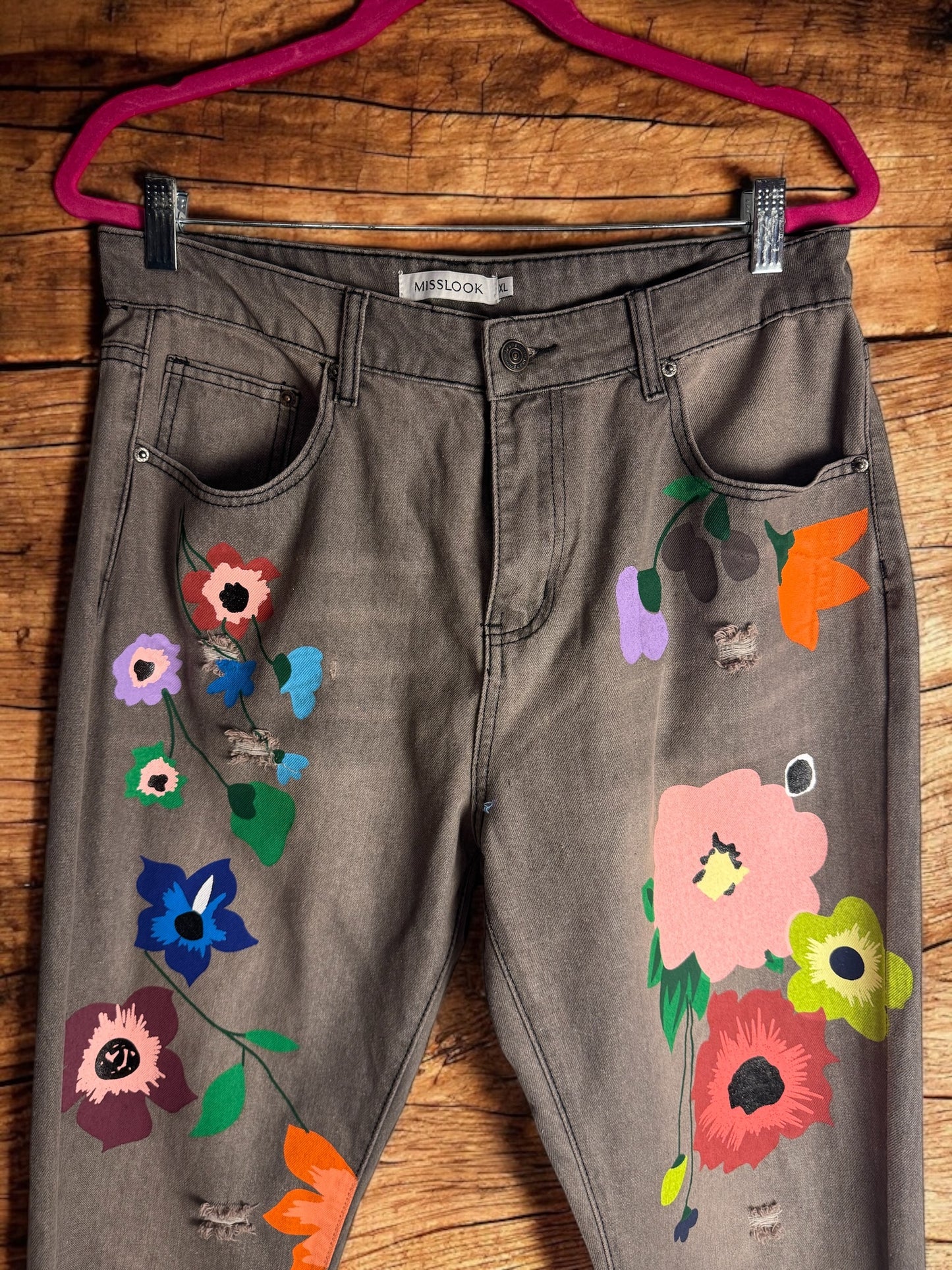 Painted Floral Capri Jeans size XL