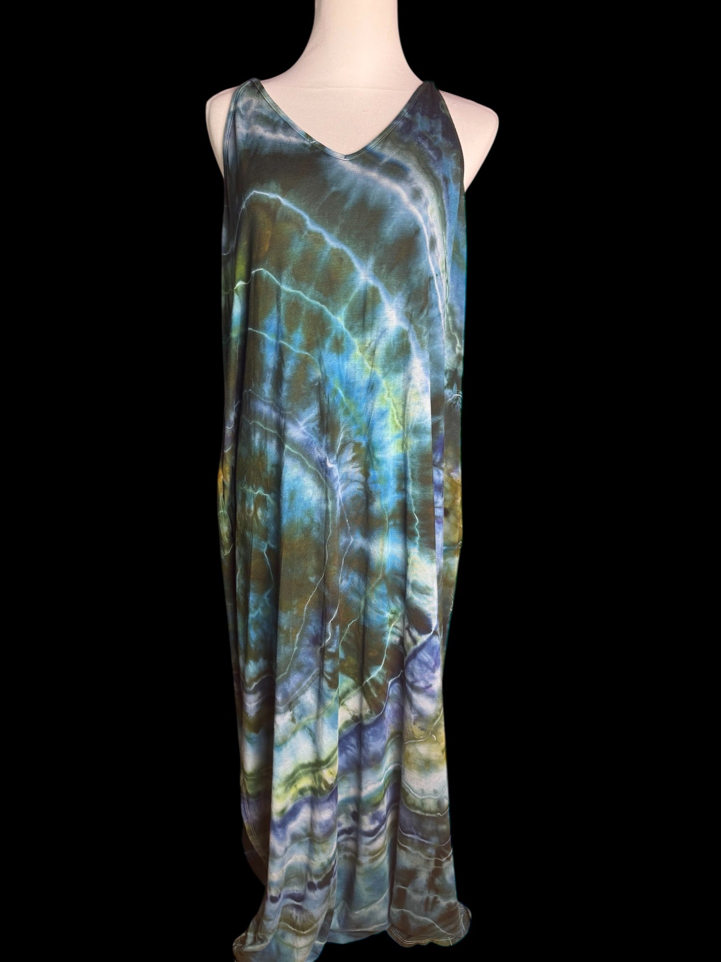 Plus Size Tiedye Maxi Dress (Available in 1X, 2X, 3X)