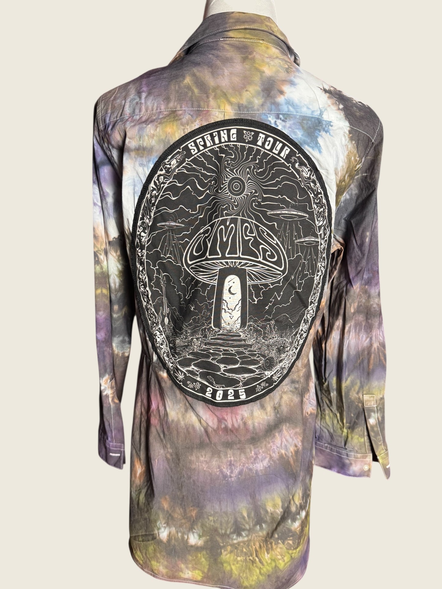 Women’s Billy Strings BMFS Upcycled Tiedye Button Up Shirt Size Small