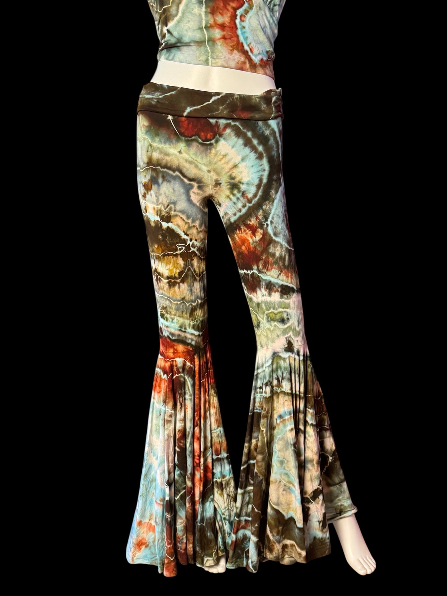 Two Piece Tiedye Halter + Bell Bottom pants Set Women's Size Medium