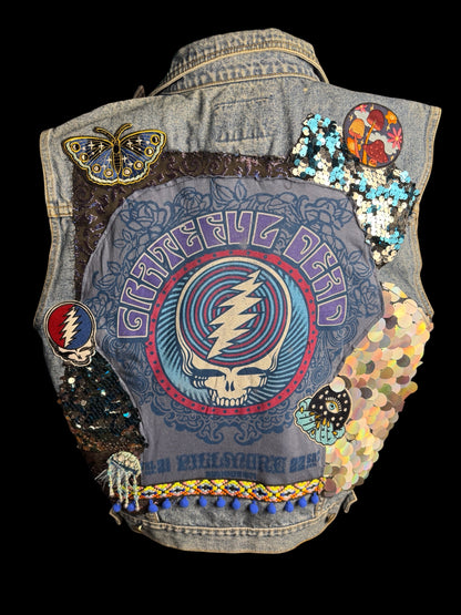 Grateful Dead Upcycled Denim Vest Size Women’s Large